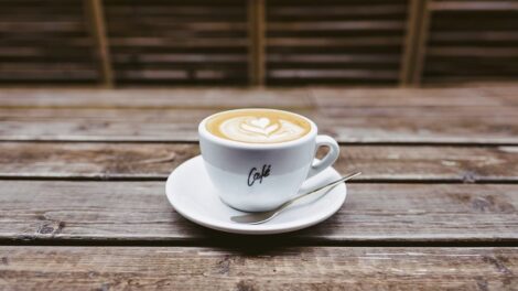 Una tarde en el café 13